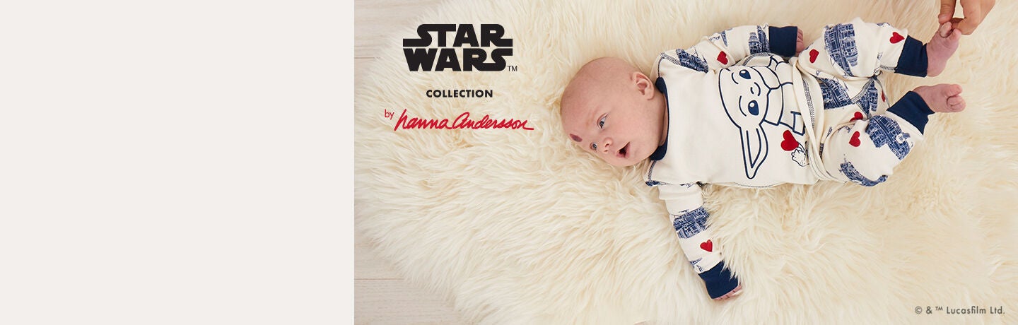 baby in Star Wars valentine pajamas baby in Star Wars valentine pajamas