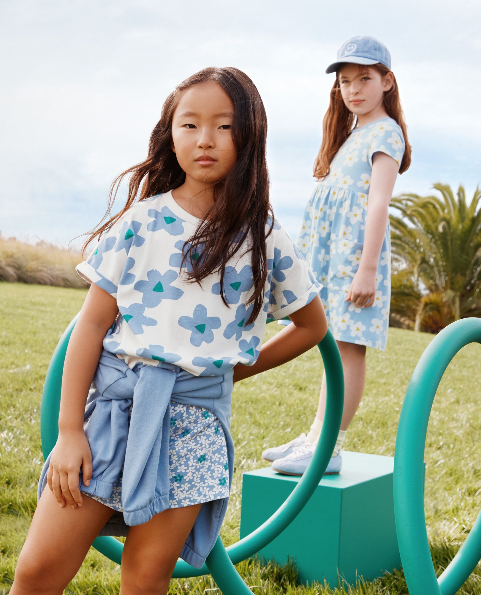 T-Shirt & Shorts Set in Blue Flowers on Ecru - main