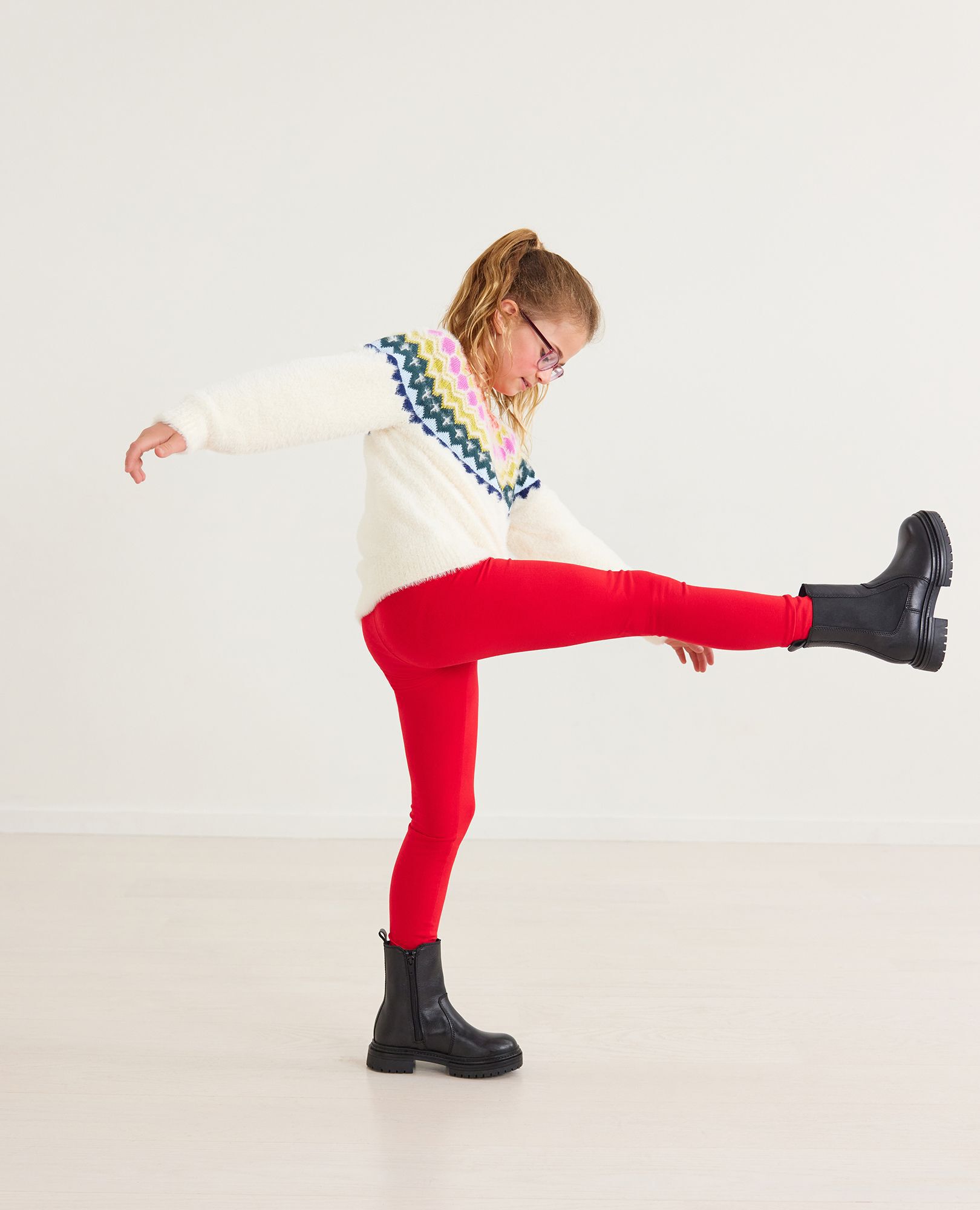 Little girl cheap red leggings