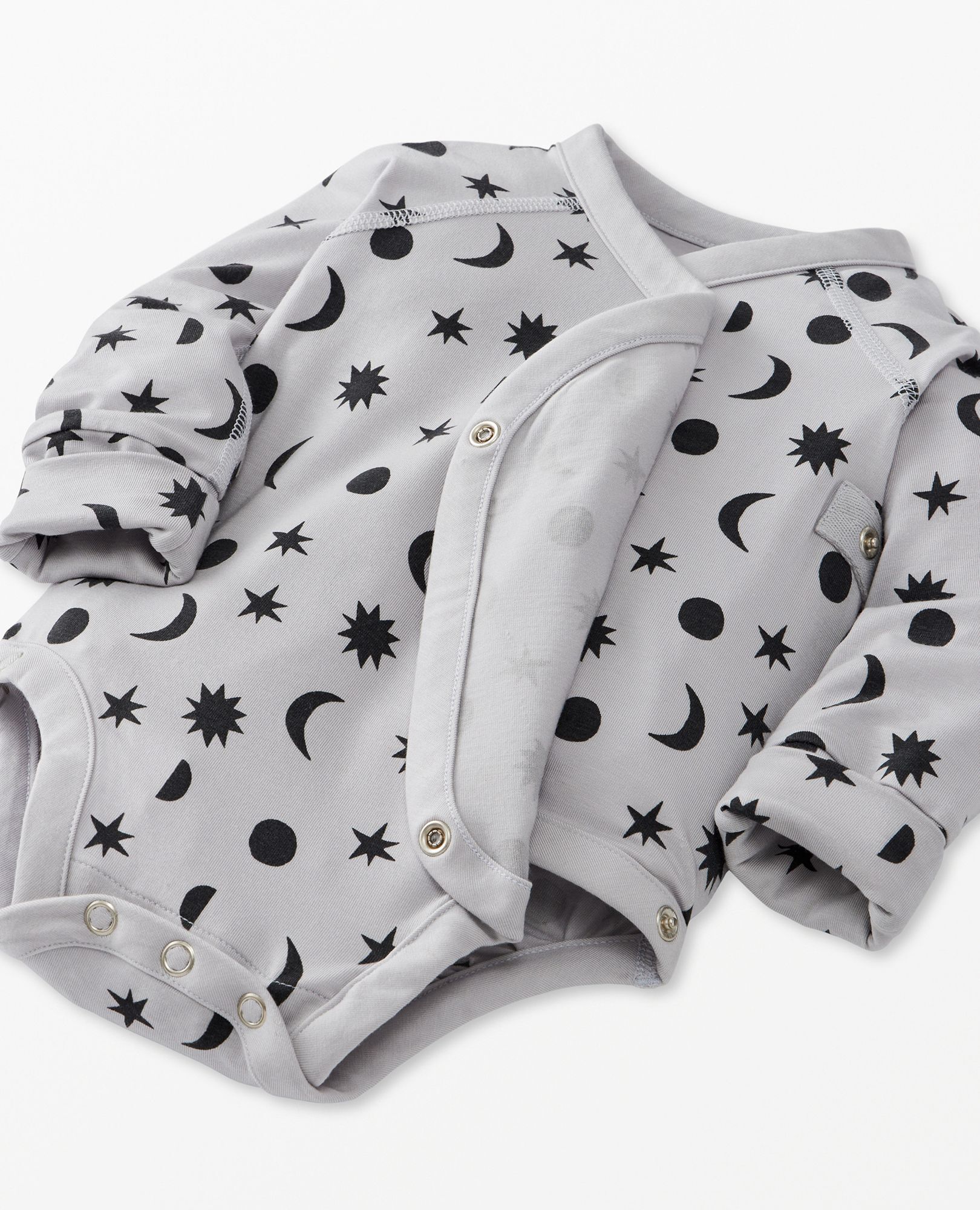 【オンライン限定商品】 Baby Layette Wrap Top & Wiggle Pants in HannaSoft™ 小物