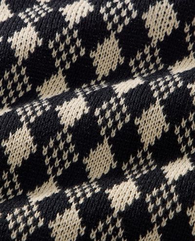 Jacquard Sweater in Black/Lambs Wool - main