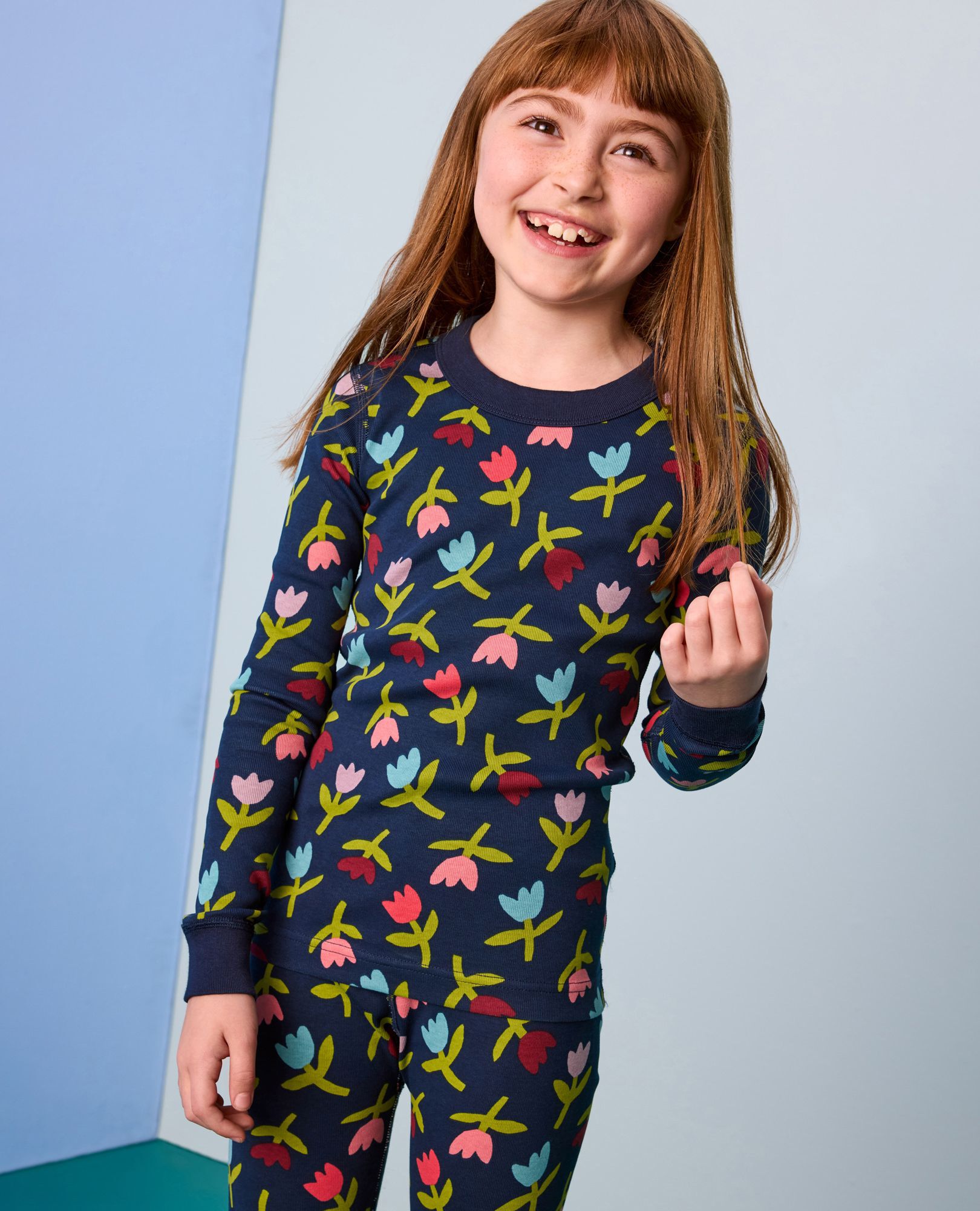 HannaJams™ Pajama Set in Multi Tulips on Navy - main