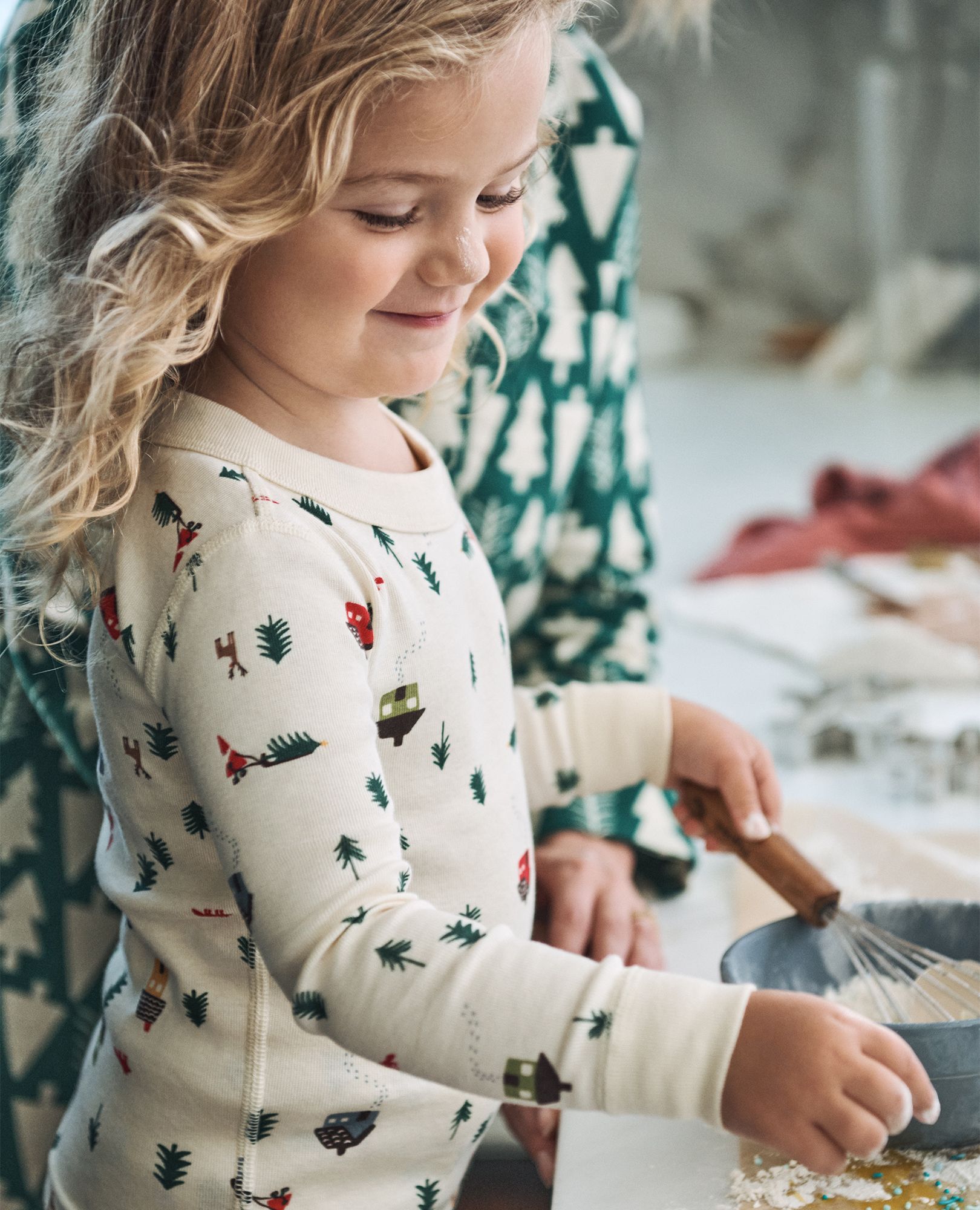 Woodland Gnome Kids Holiday Long John Pajama Set in 100 Cotton Big Kids Size 10 by Hanna Andersson