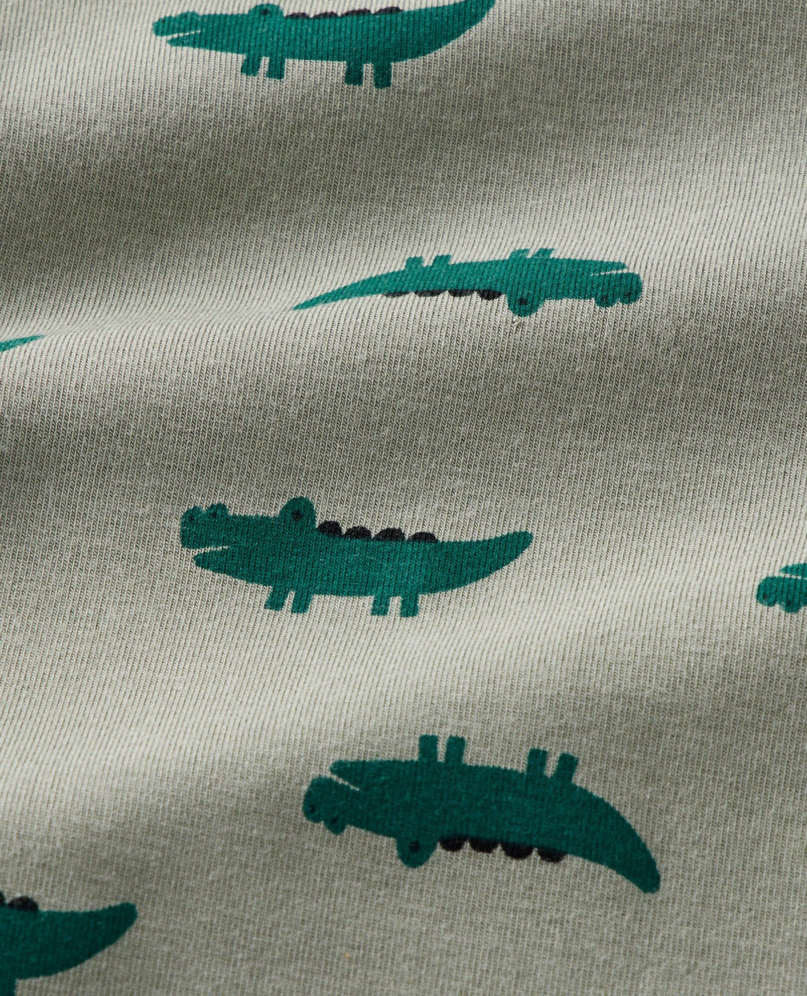 HannaSoft™ Stretch Sleeper in Fir Tree Alligator on Seagrass - main