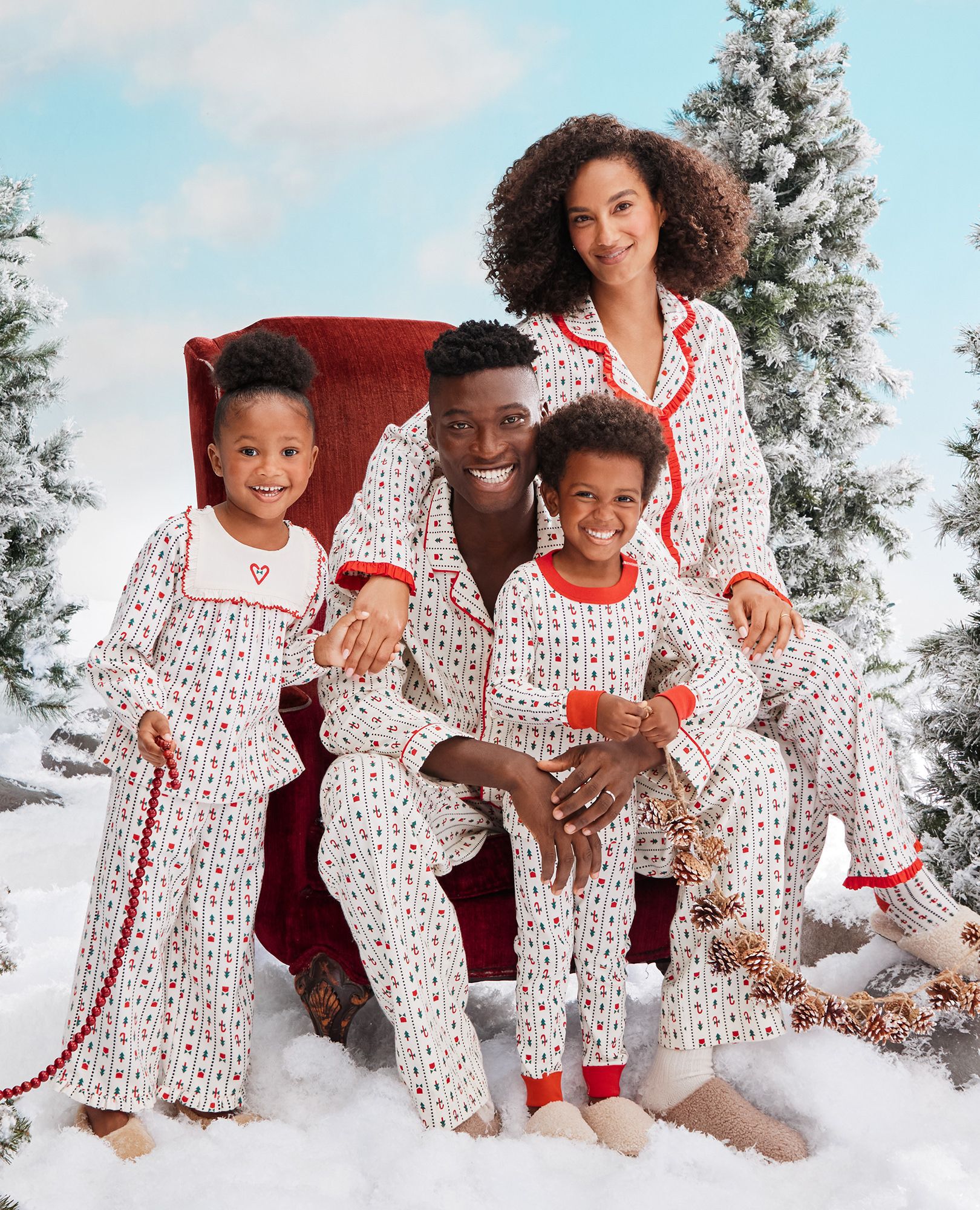 Holiday Flannel Bib Pajama Set | Hanna Andersson