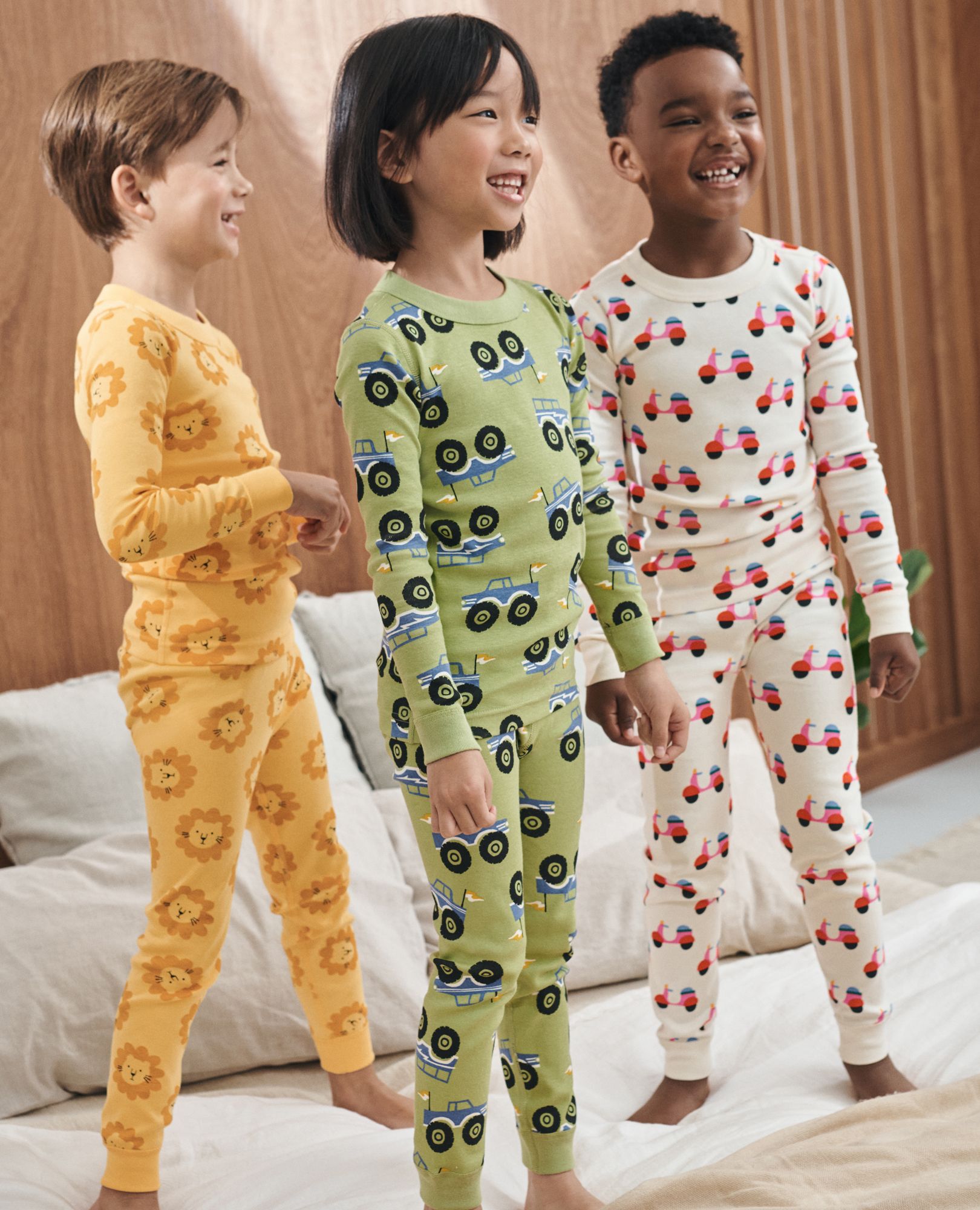 HannaJams™ Pajama Set in Scoot Scoot - main