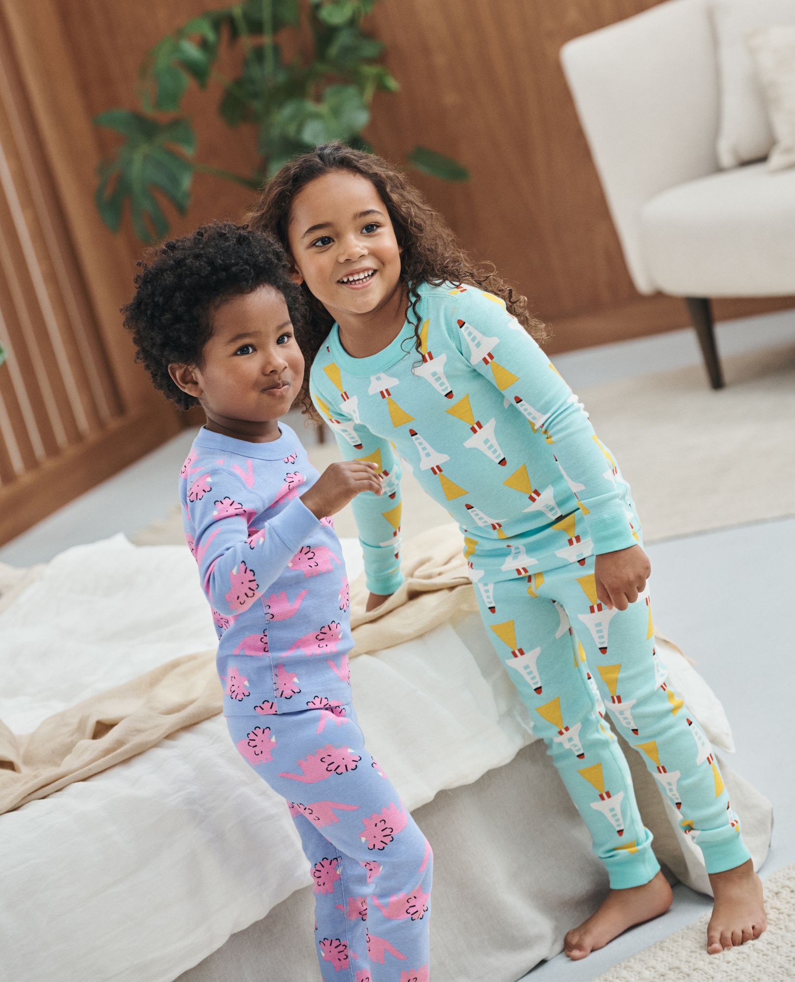 HannaJams™ Pajama Set in Take Off - main