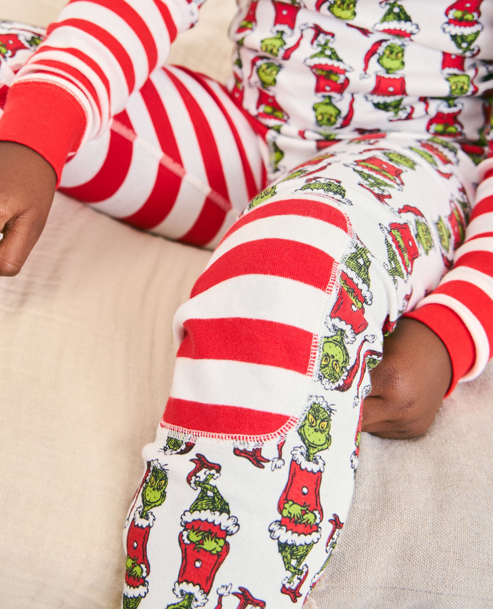 Kids grinch hot sale pajamas