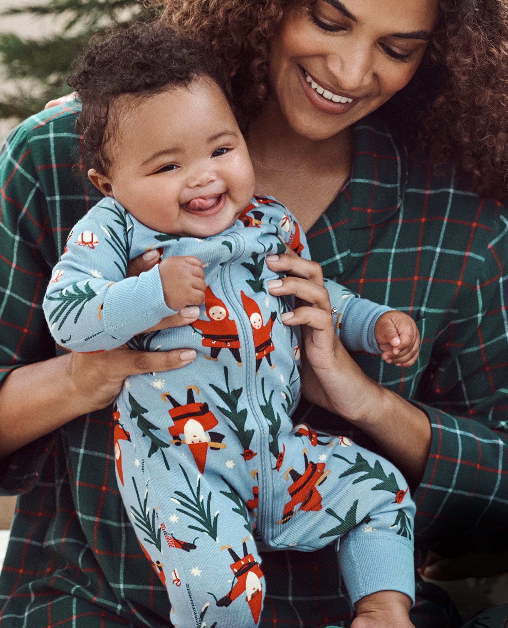 Designer newborn baby clothes sale 2025