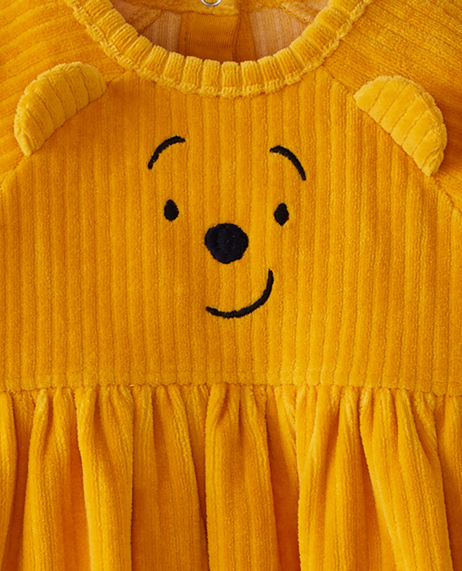 Baby girl winnie the pooh outfit deals