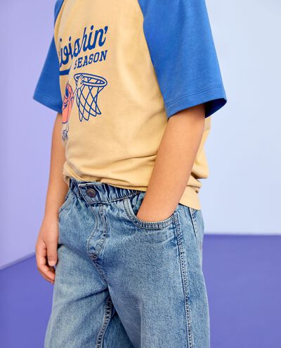 Raglan Sleeve Graphic T-Shirt in Swishin' Season - main