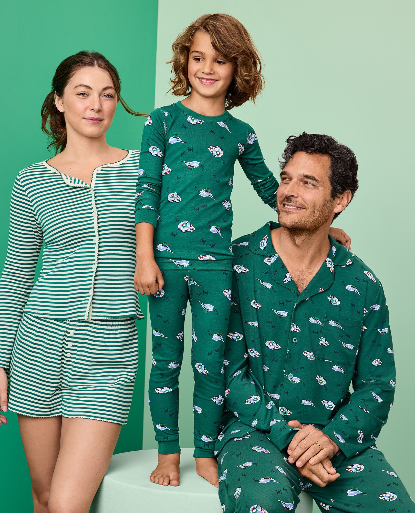 STAR WARS™ Holiday HannaSoft™ Stretch Pajama Set in Star Wars Ships - main