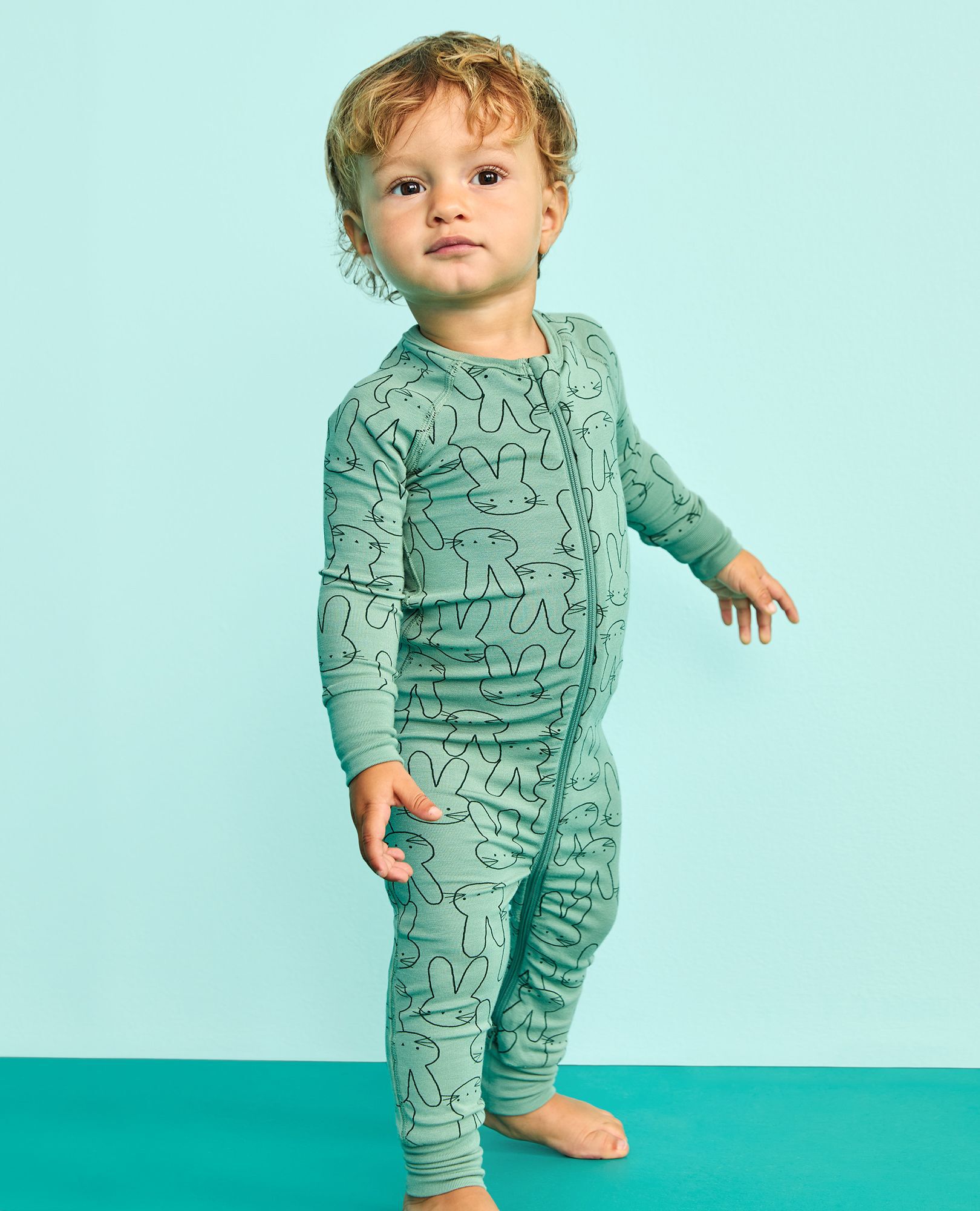 Easter HannaSoft™ Stretch Sleeper in Easter Bunny on Jade - main