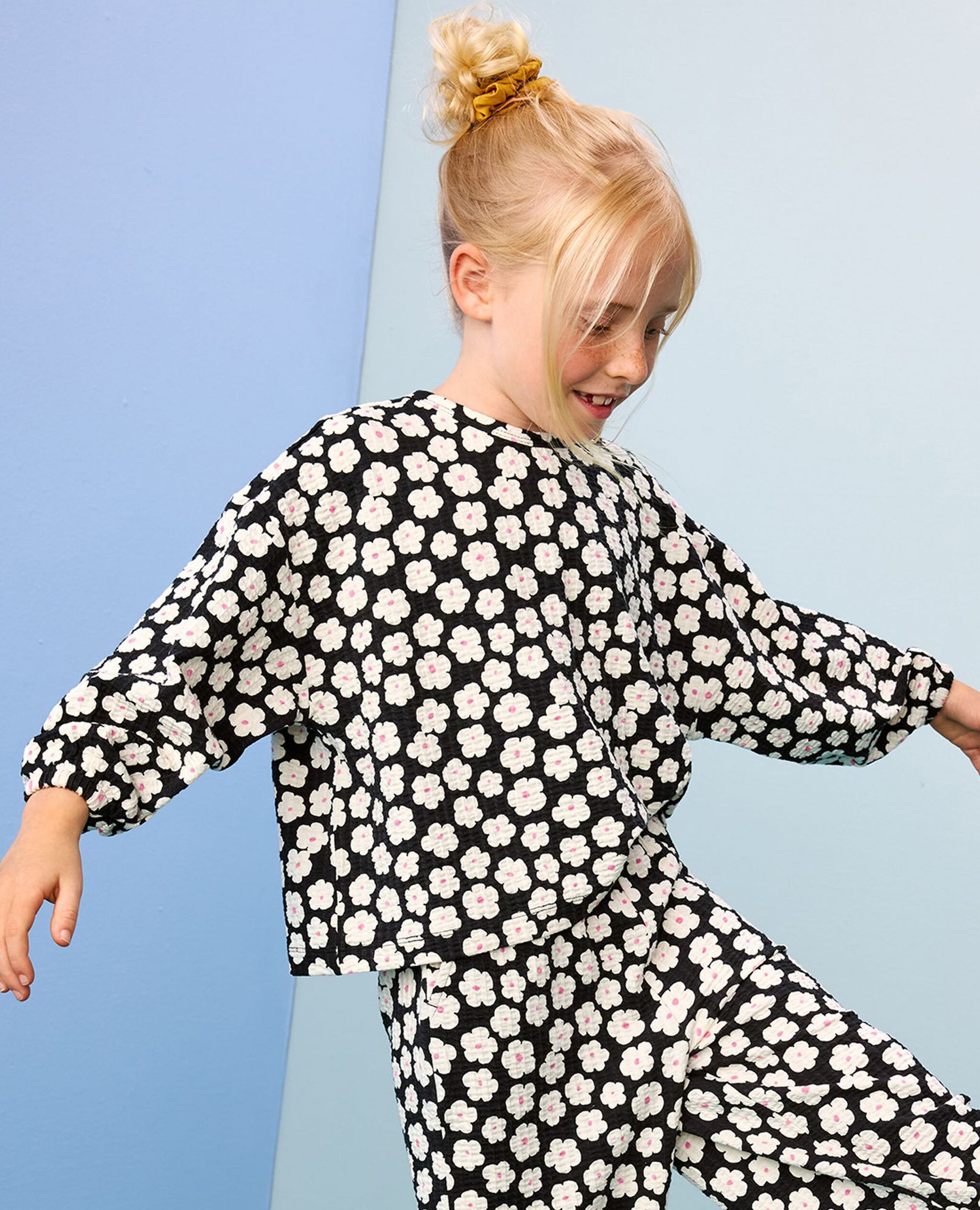 Balloon Sleeve Jacquard Top in Ecru Floral on Black - main