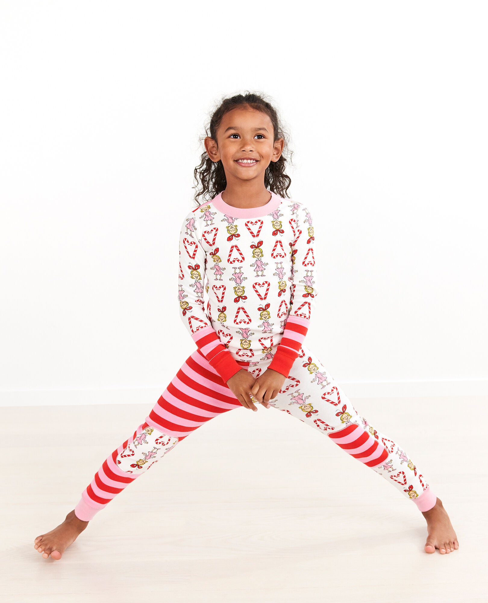 Girls christmas pyjamas deals
