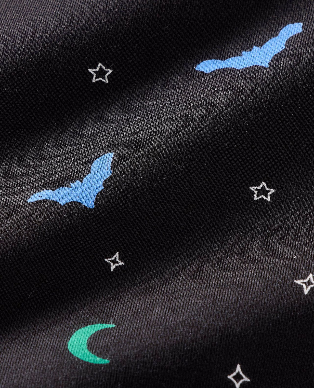Halloween HannaSoft™ Stretch Sleeper in Blue Bats on Black - main