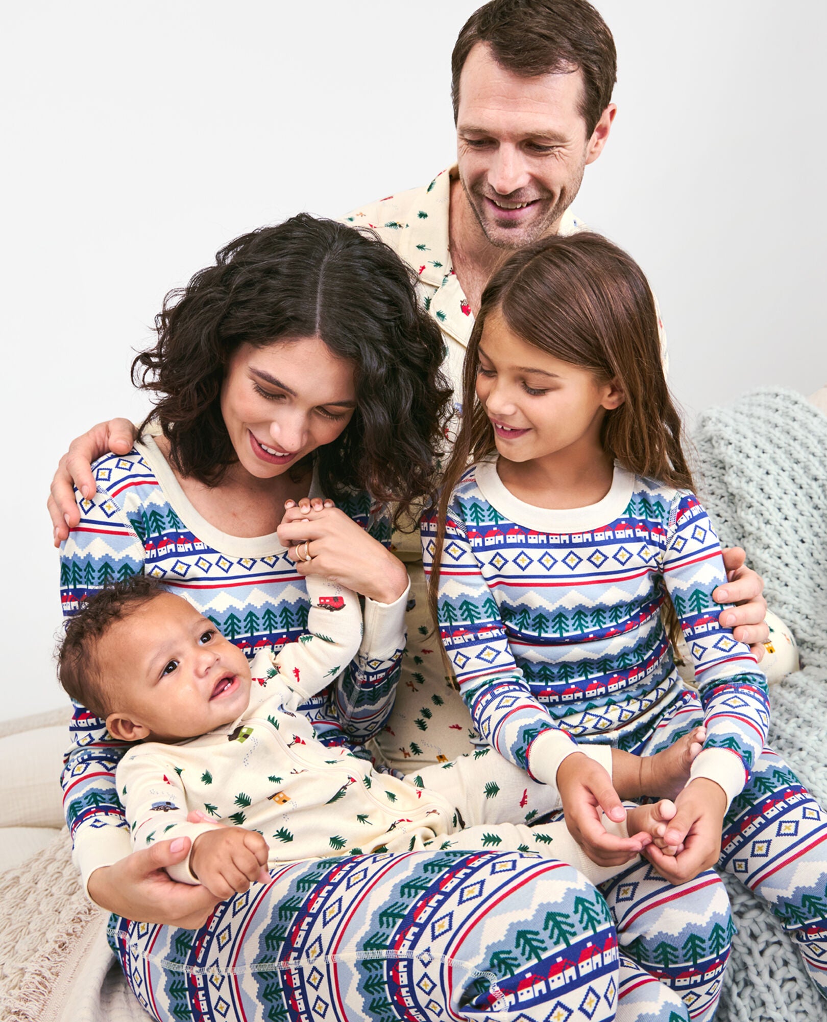 Hanna andersson matching christmas pajamas online