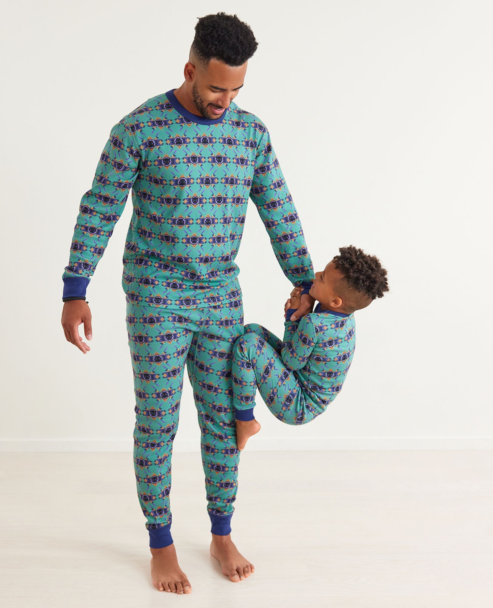 Pyjama store black panther