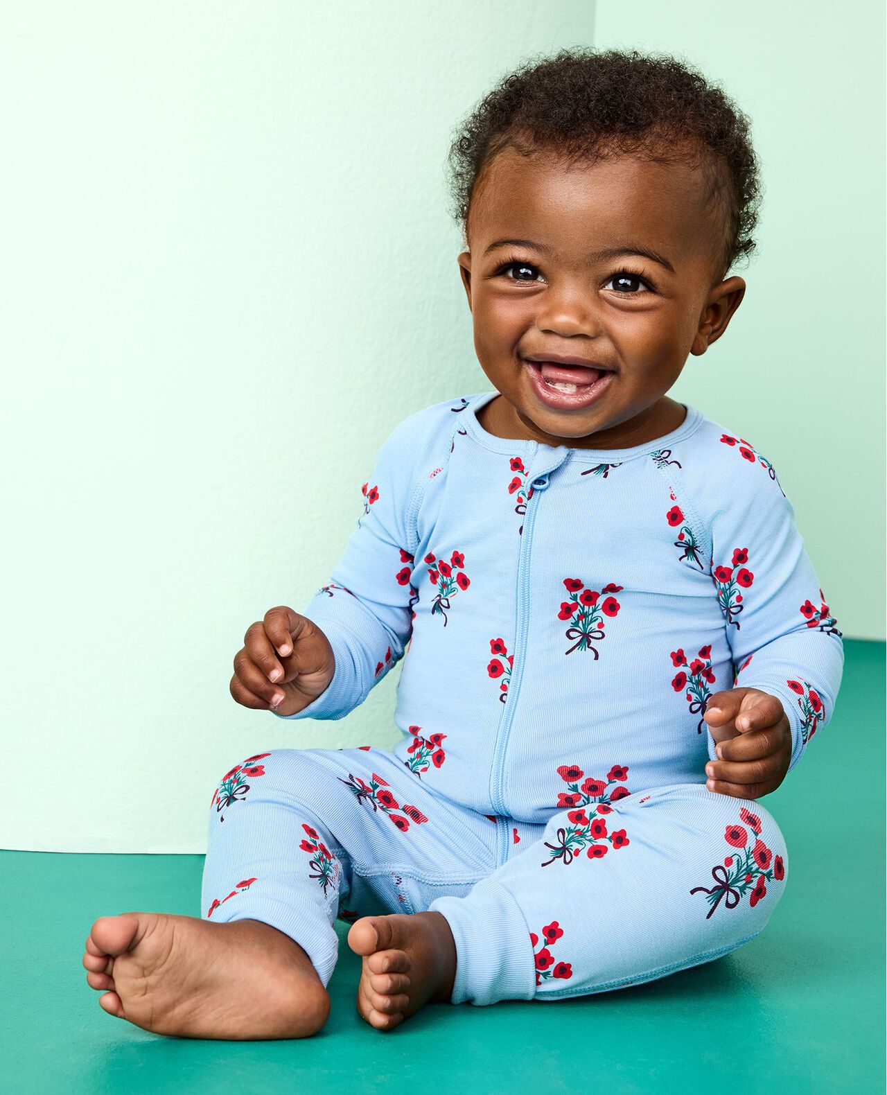 Holiday HannaSoft™ Stretch Sleeper in Bouquets on Powder Blue - main