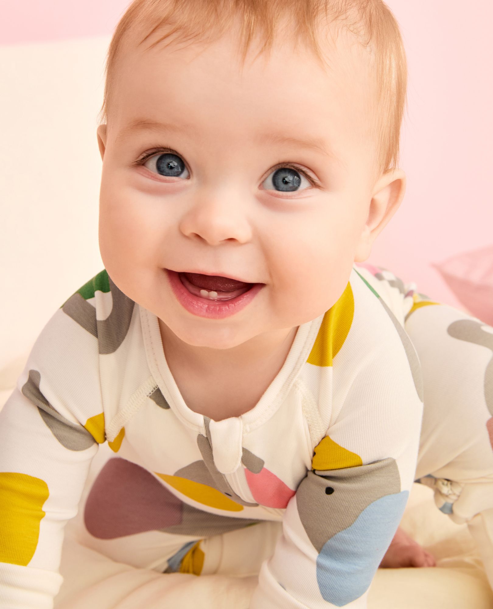 HannaSoft™ Stretch Sleeper in Colorful Elephants - main