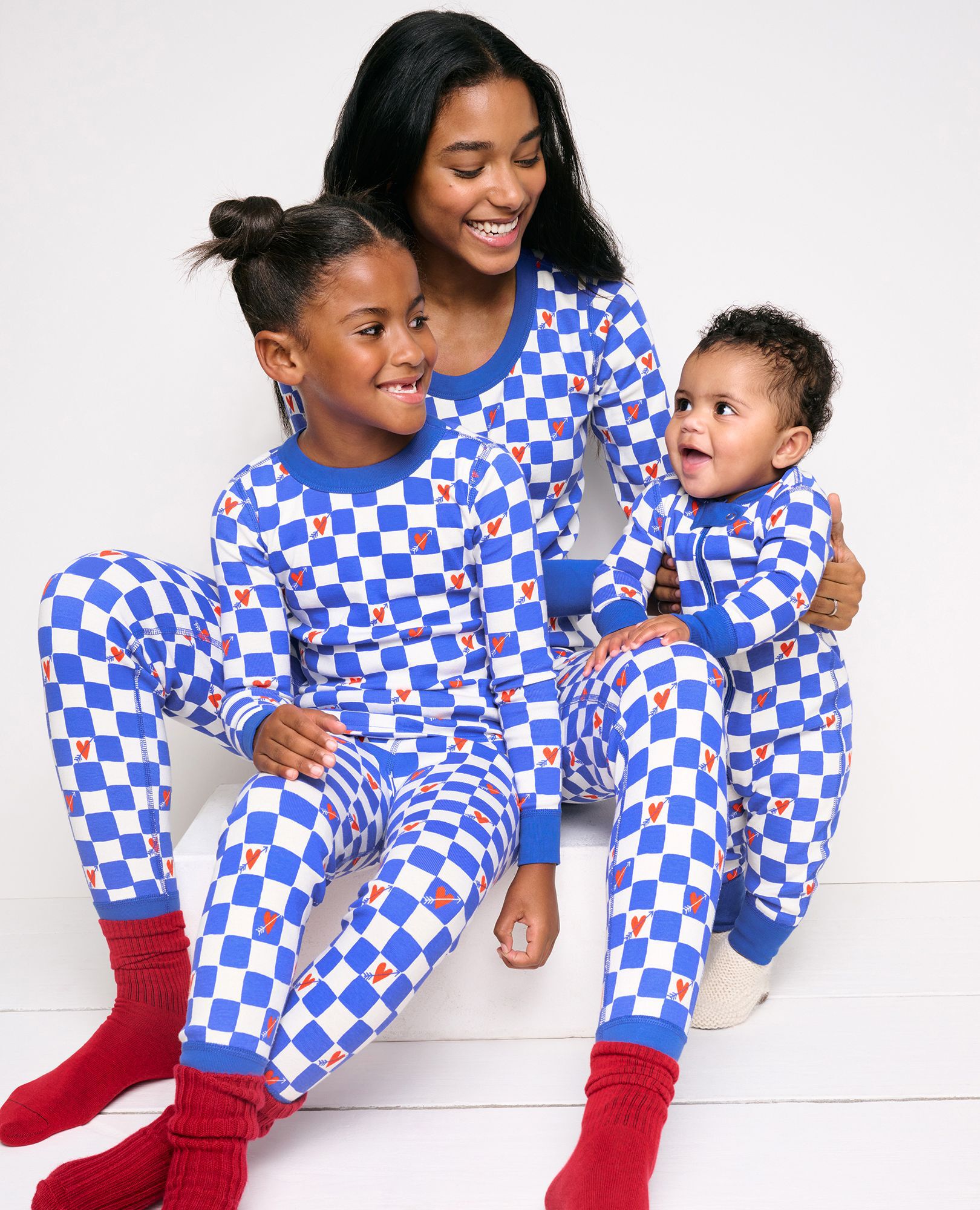 Valentines day pajamas shop mom and daughter