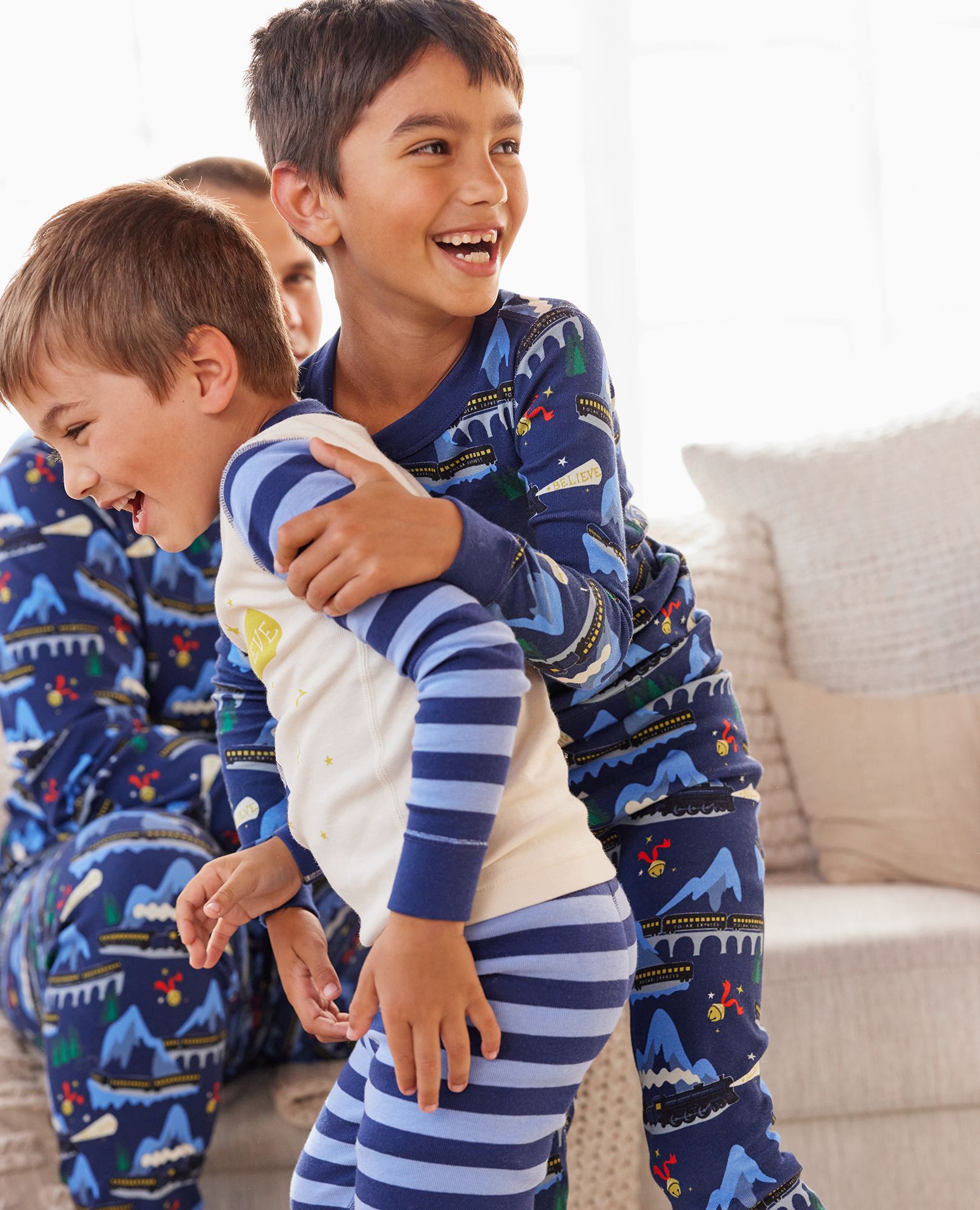 Frozen pjs top big w