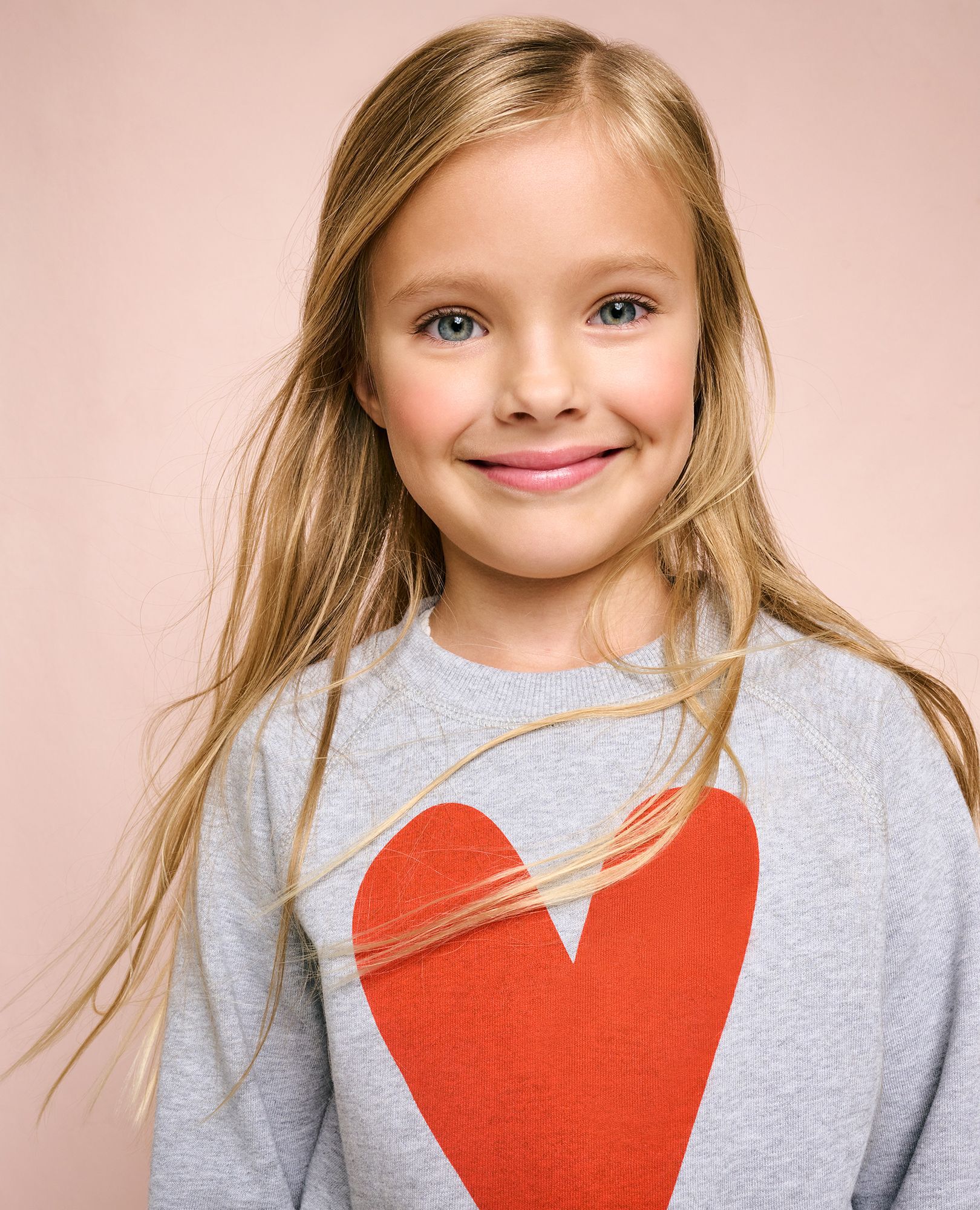 Hanna andersson top loved sweatshirt
