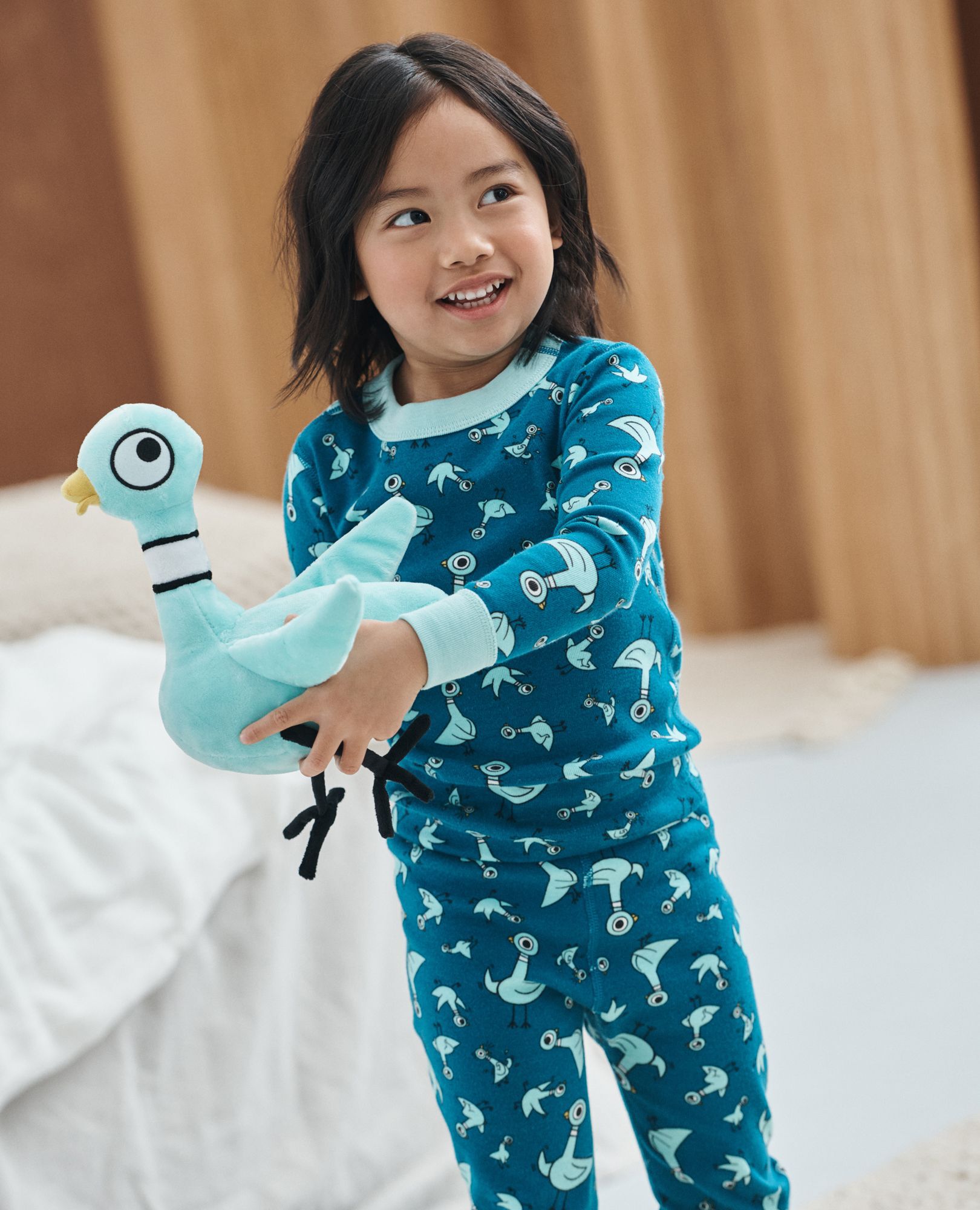 Elephant & Piggie HannaJams™ Pajama Set in Hidden Pigeon - Pigeon - main