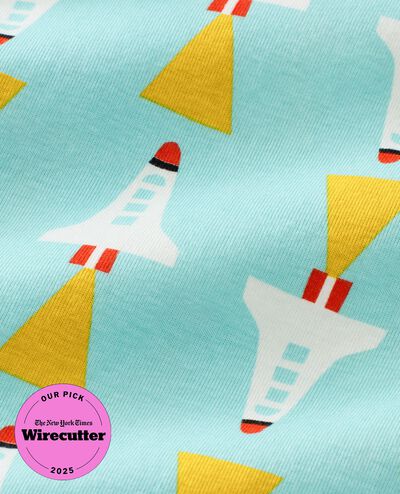 HannaJams™ Pajama Set in Take Off - main