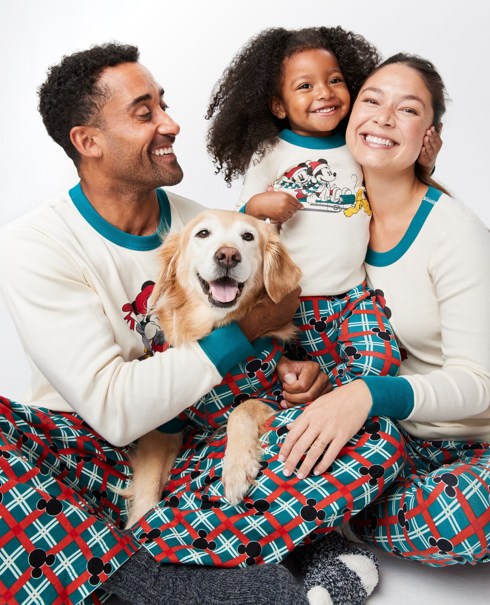 Disney Holiday Plaid Matching Family Pajamas Hanna Andersson