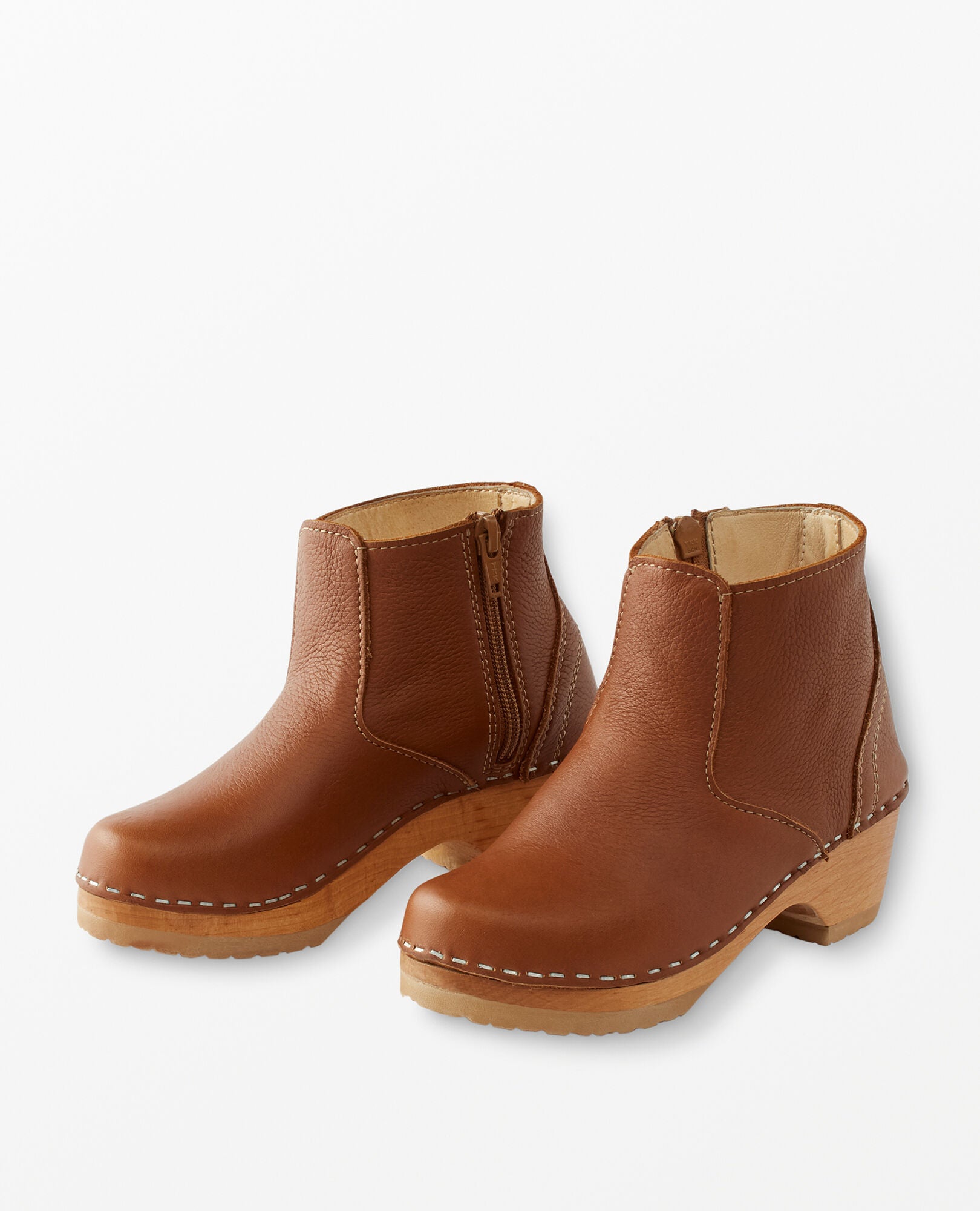 hanna andersson clog boots