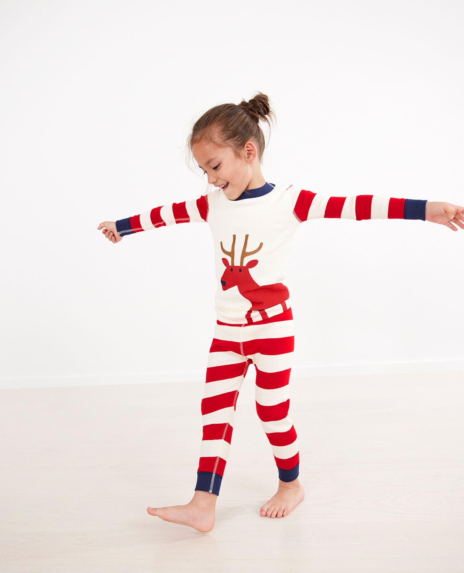 Kids character pajamas 2025