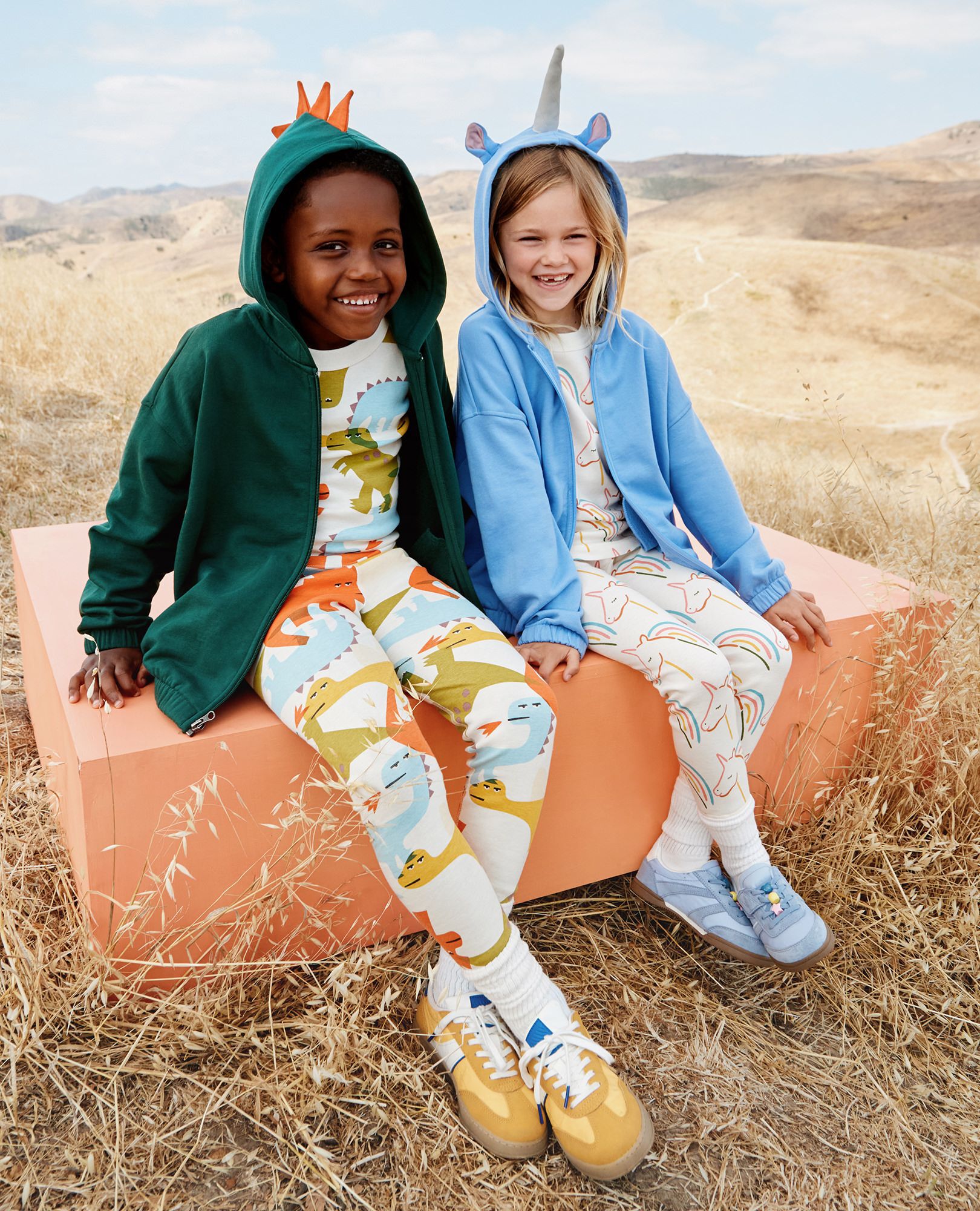 HannaJams™ Pajama Set in Dinosaurs on Ecru - main