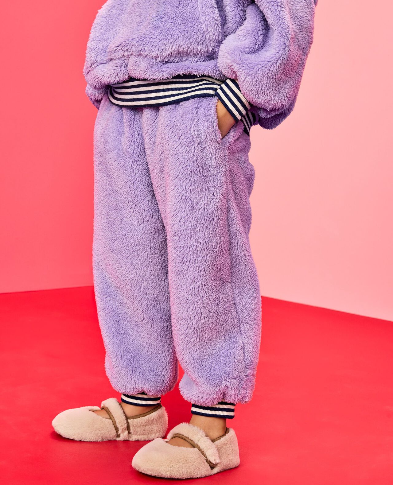 Marshmallow Fleece Joggers in Viola - main