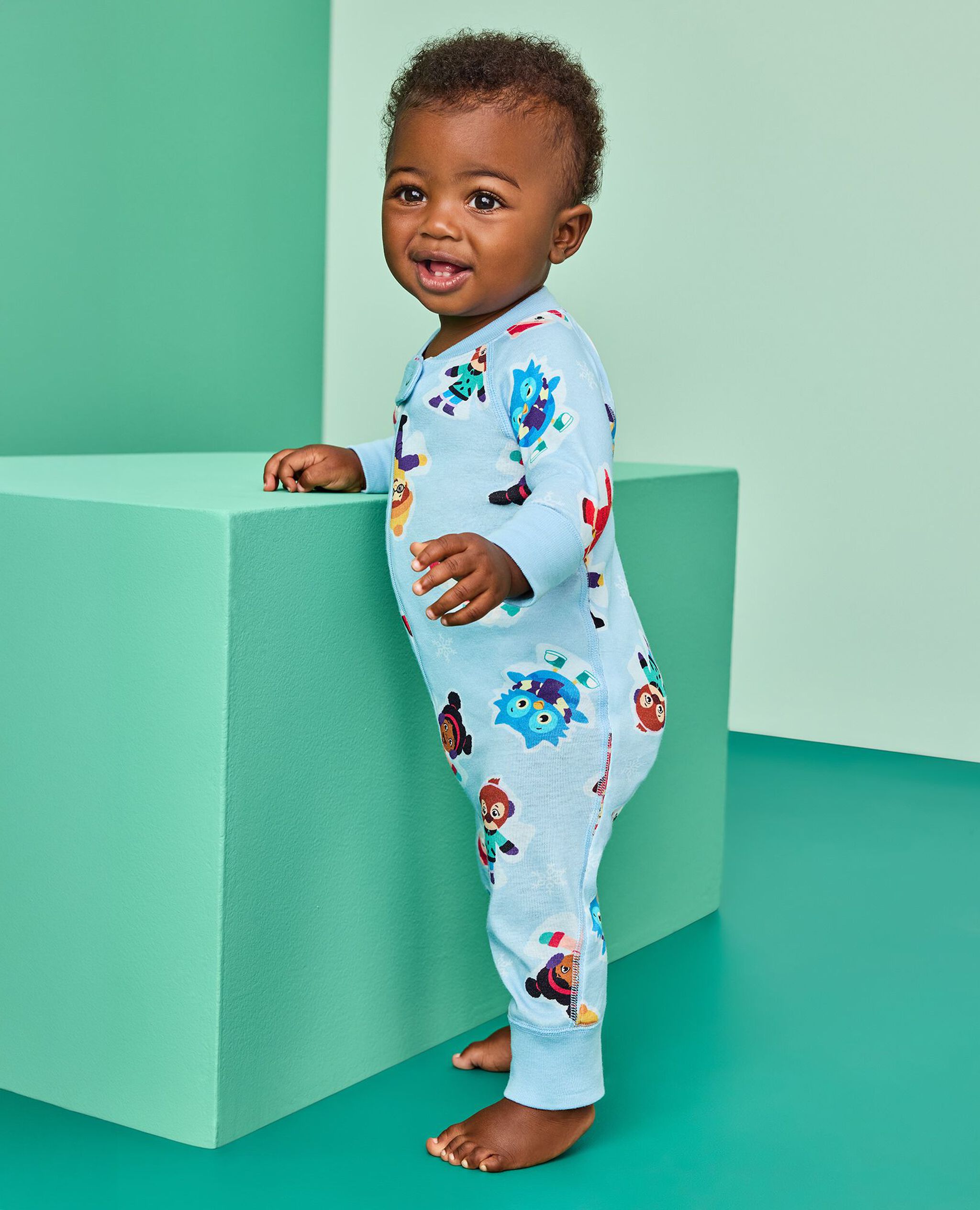 Daniel Tiger Holiday HannaJams⢠Sleeper in Daniel Tiger Snow Angels on Blue - main