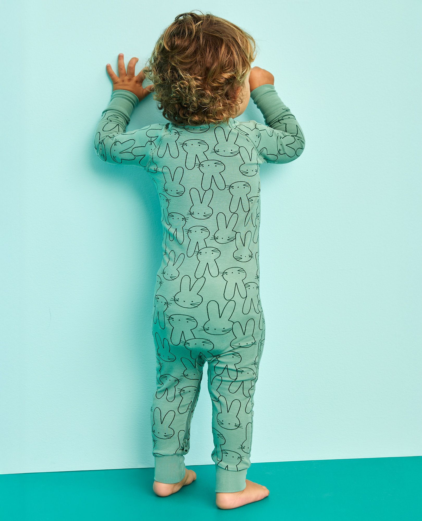 Easter HannaSoft™ Stretch Sleeper in Easter Bunny on Jade - main