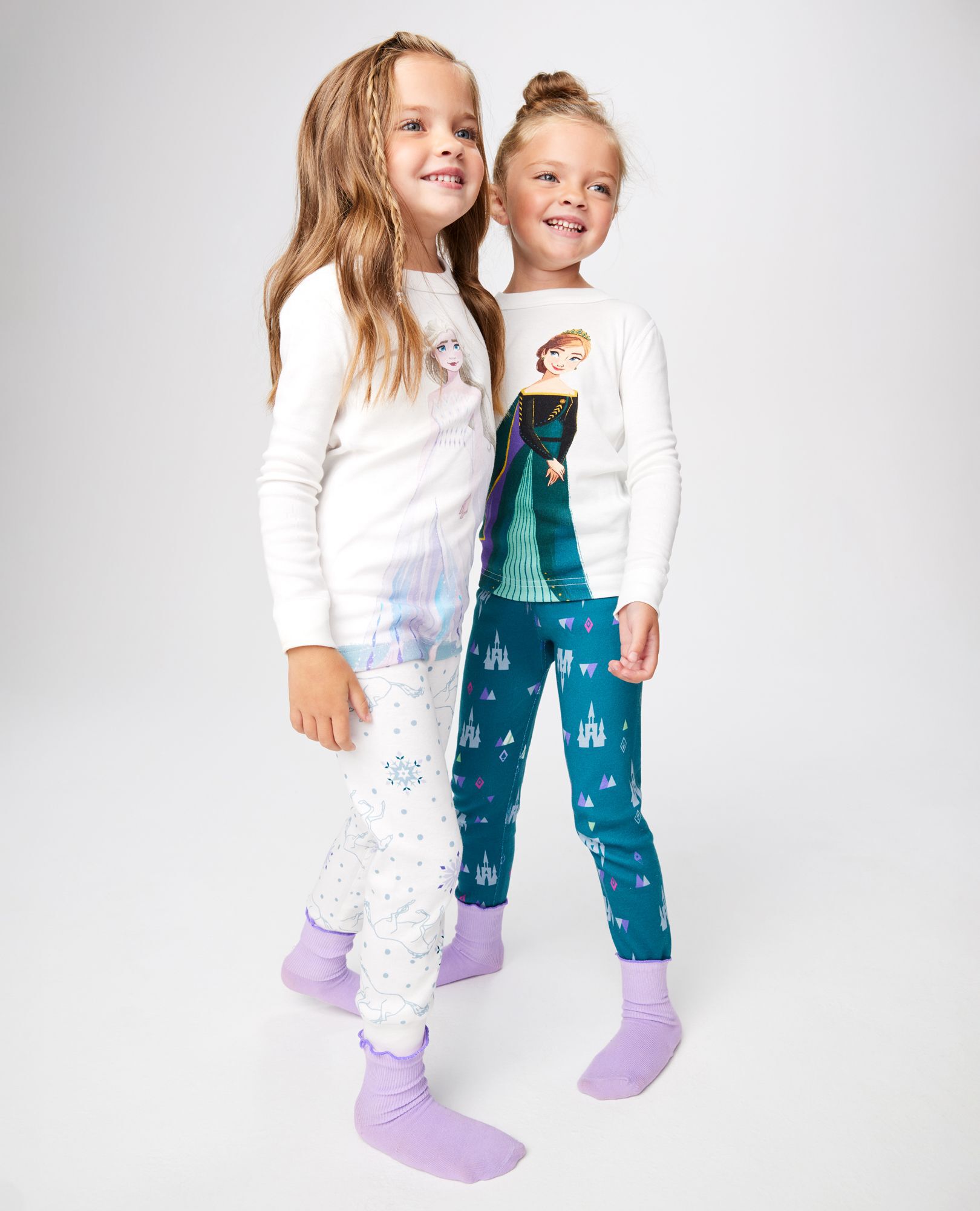 Elsa christmas pajamas 2025