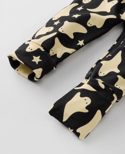 Halloween HannaSoft™ Stretch Sleeper in Ghosts on Black - main