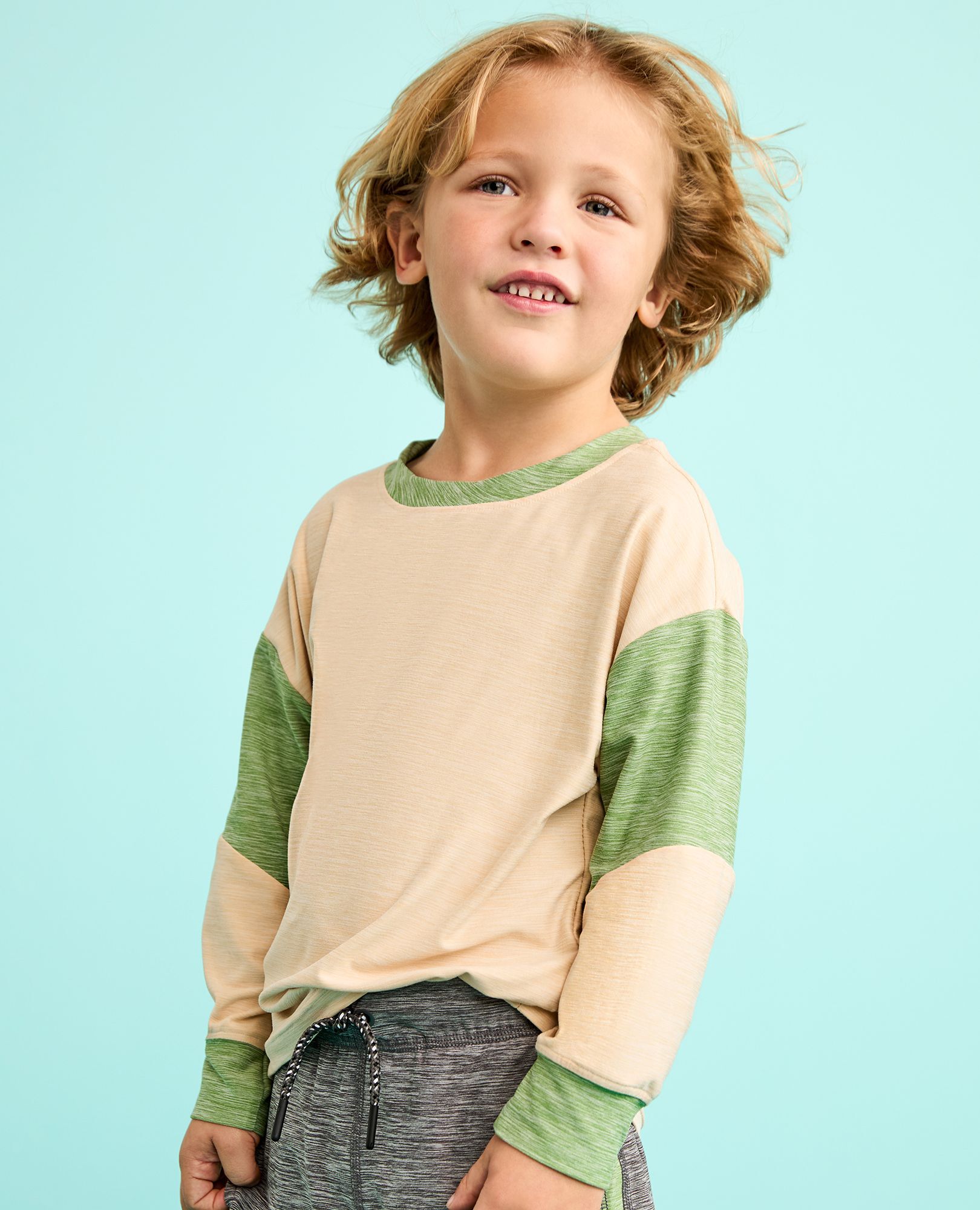 Long Sleeve Oversized Active UV T-Shirt in Khaki Rope/StoneGreen - main