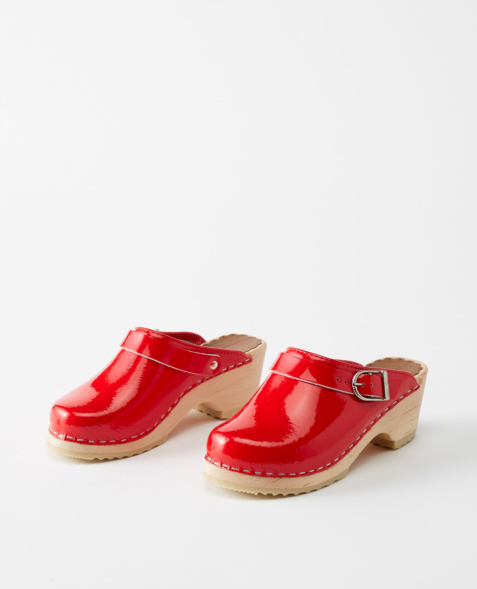 hanna andersson clogs