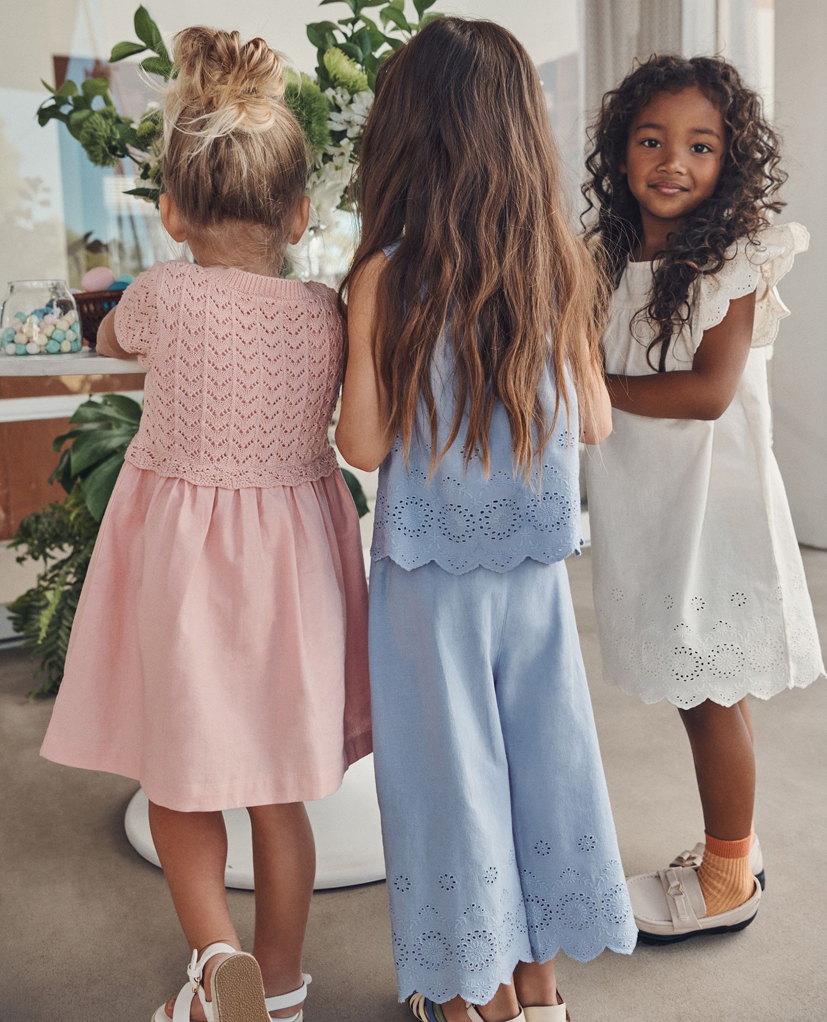 Ruffle Sleeve Linen Eyelet Dress | Hanna Andersson