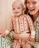 Dr. Seuss Grinch HannaSoft™ Stretch Sleeper in Cindy Lou Wallpaper - main