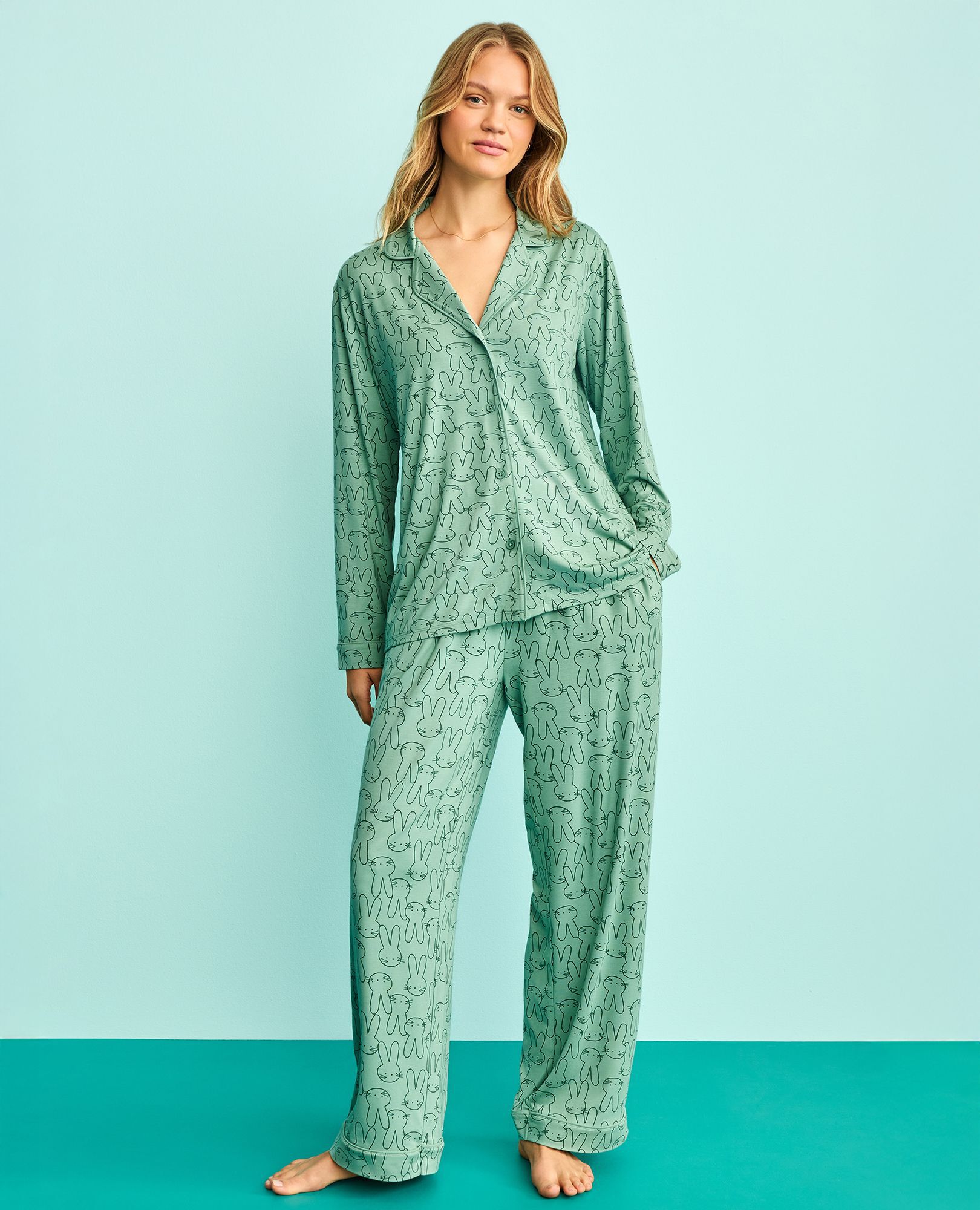 Women's Easter Long Sleeve HannaSoft™ Pajama Set in Easter Bunny on Jade - main