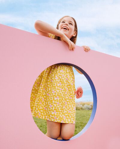 Playground Dress with Pockets in Scattered Daisies on Ecru - main