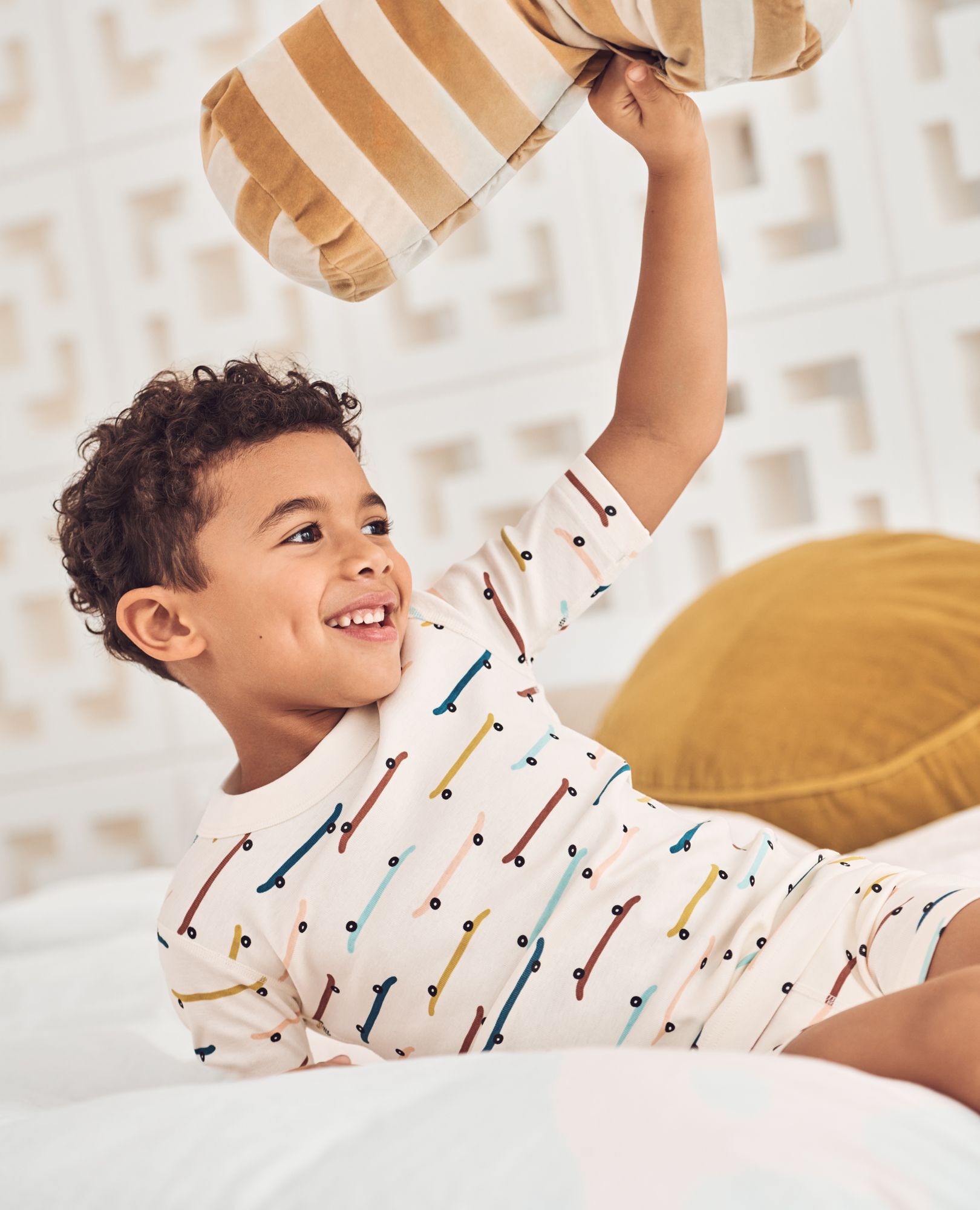 HannaJams™ Pajama Set in Longboards - main