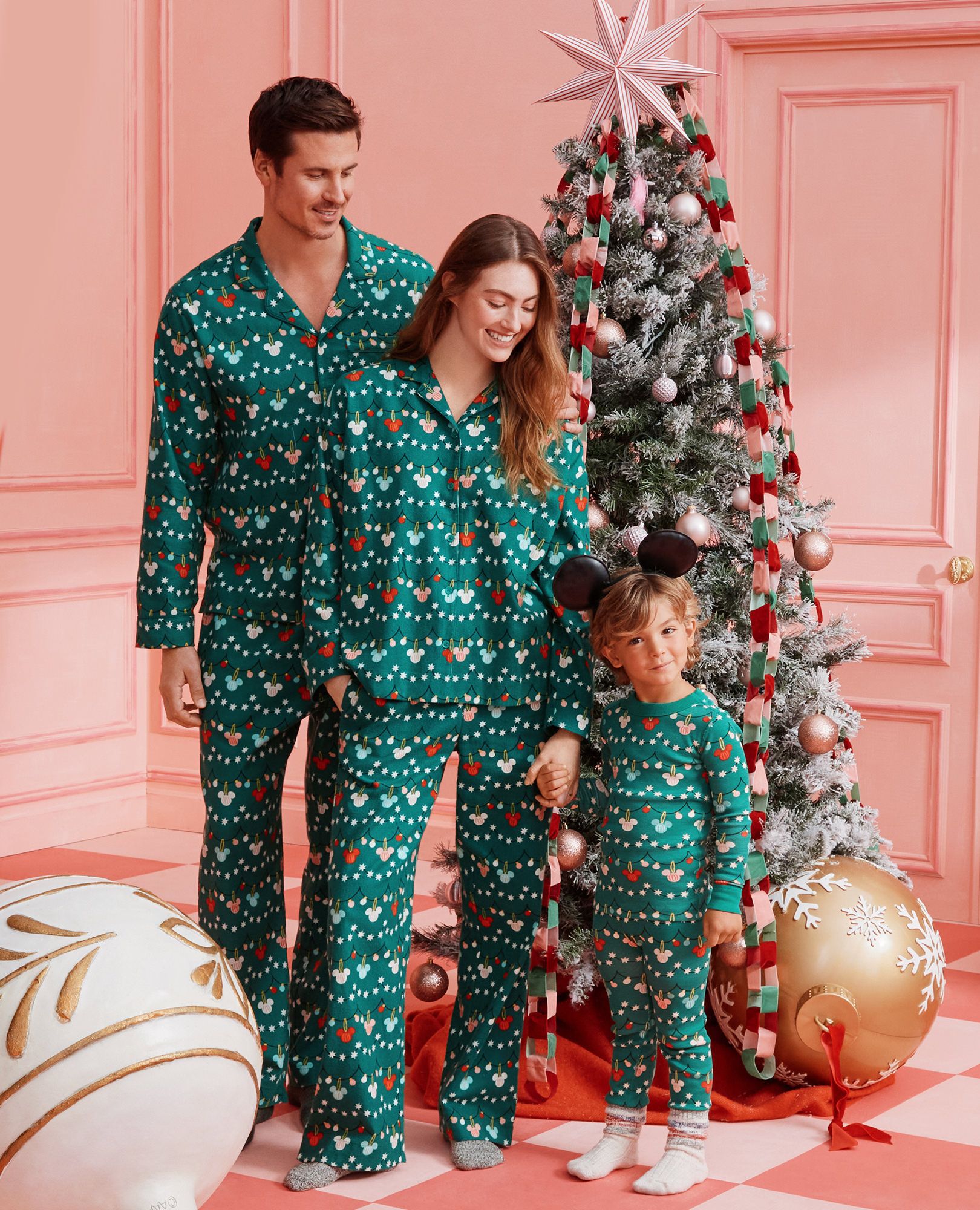 Disney Mickey Mouse Holiday HannaJams™ Pajama Set in Mickey Garland - main