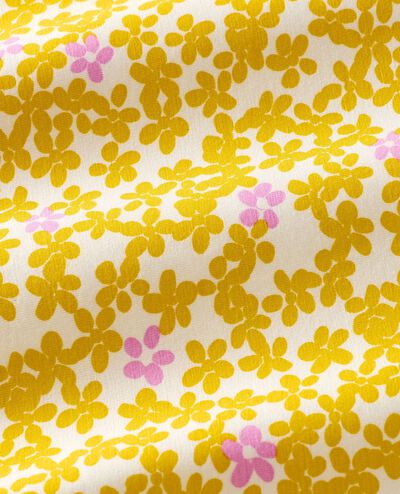 Women's Short Sleeve HannaSoft™ Pajama Set in Scattered Daisies on Ecru - main