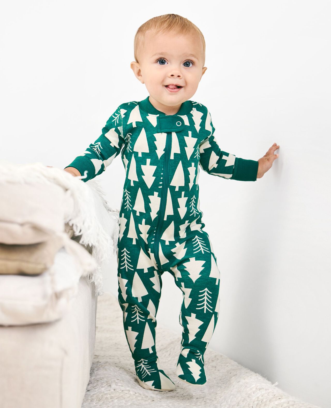Baby Holiday Footed 2-Way Zip Sleeper Hanna Andersson