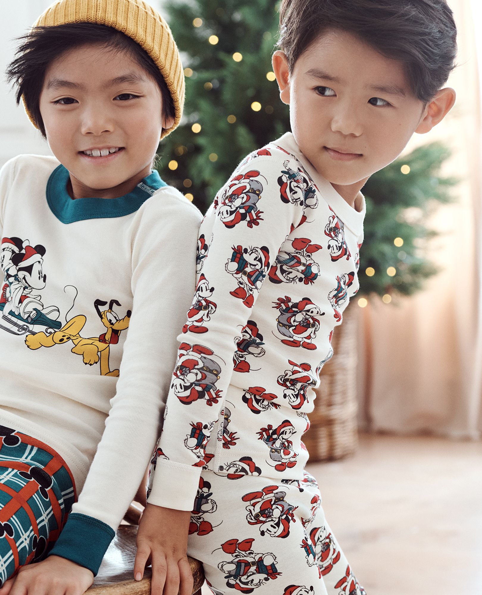 Kids Disney Mickey Mouse Holiday Long John Pajama Set