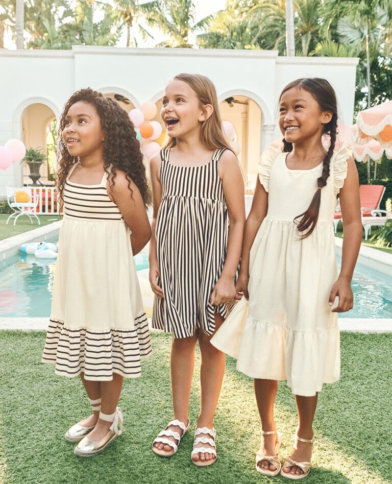 Sleeveless Swing Dress with Pockets in Black - main
